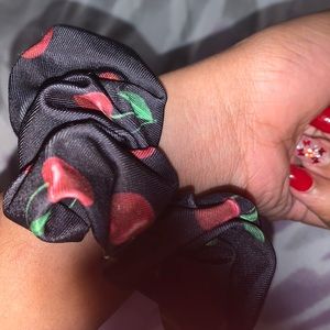 It’s a One-fit Scrunchie .